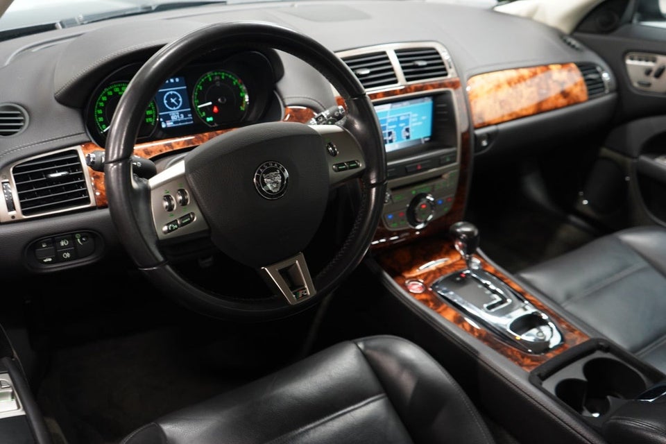 Jaguar XKR 4,2 V8 Coupé aut. 2d