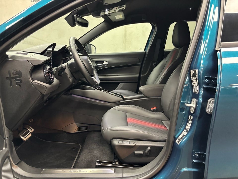 Alfa Romeo Junior Elettrica Speciale 5d