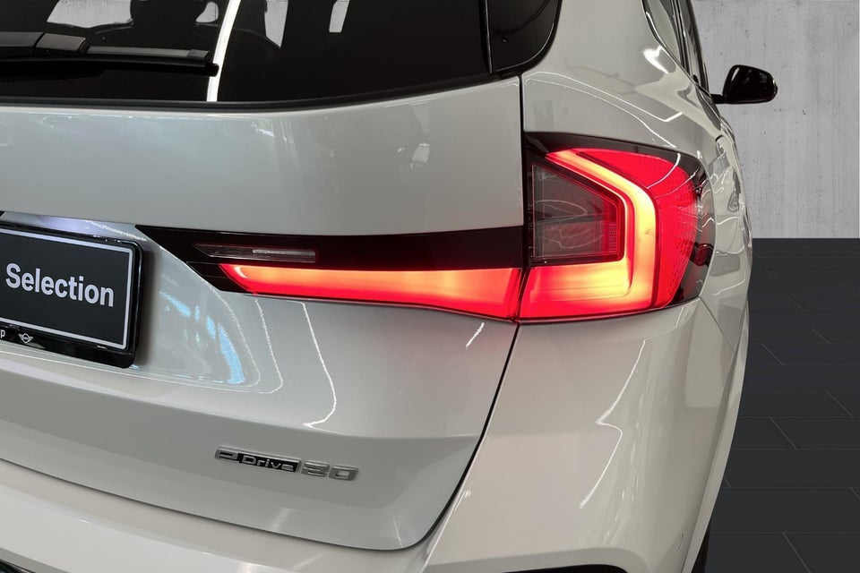 BMW iX1 eDrive20 M-Sport 5d