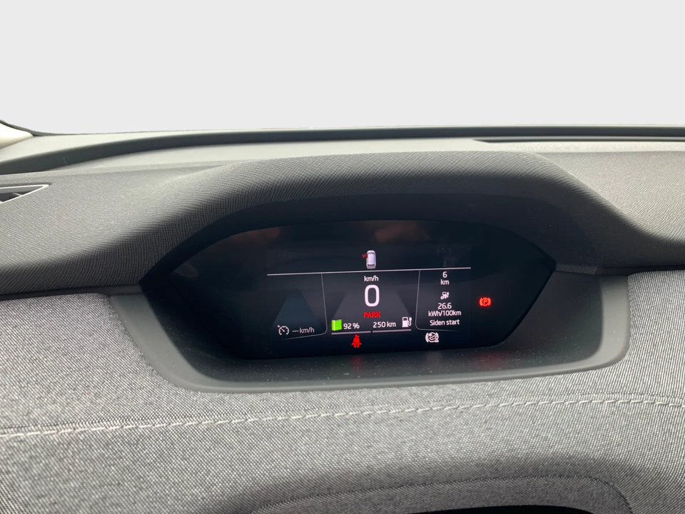 Skoda Enyaq 60 iV Loft 5d