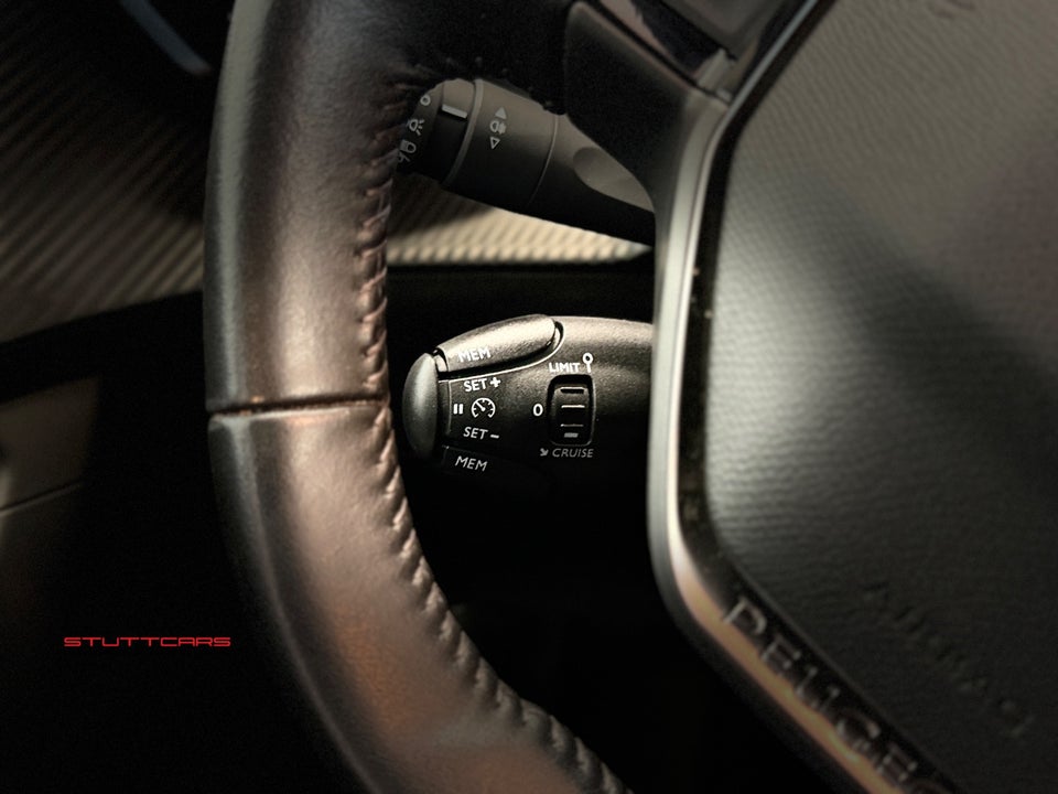 Peugeot e-2008 50 Active 5d