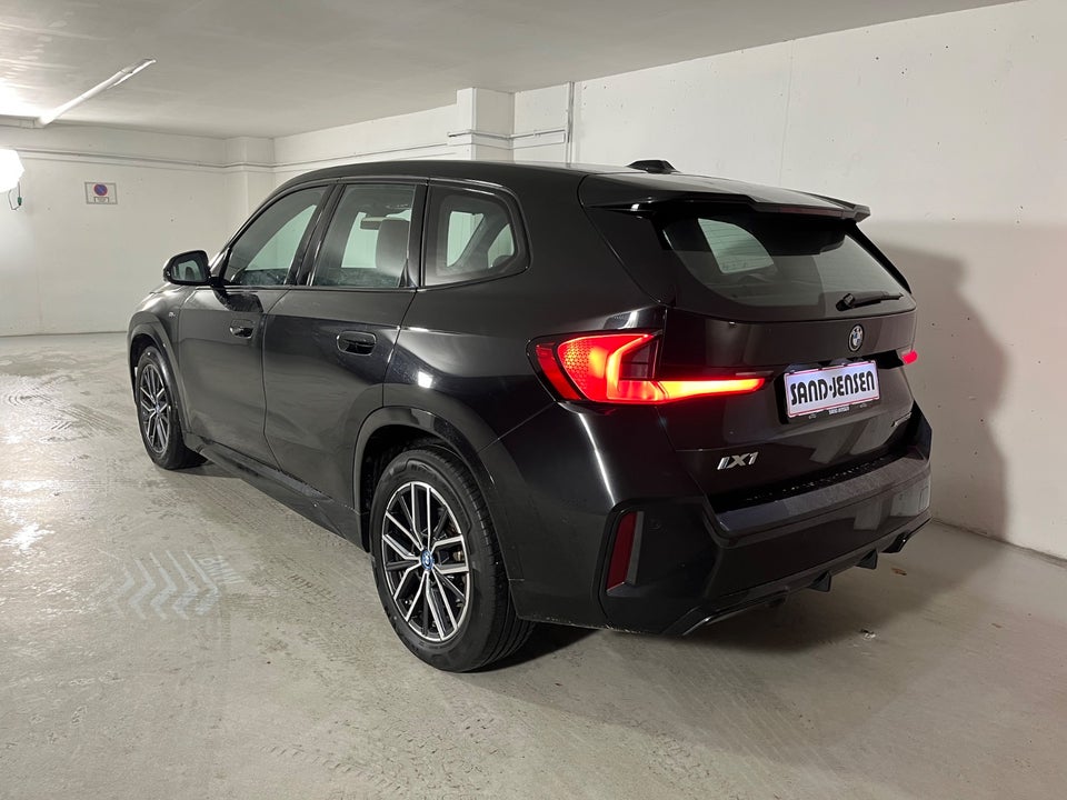BMW iX1 xDrive30 M-Sport 5d