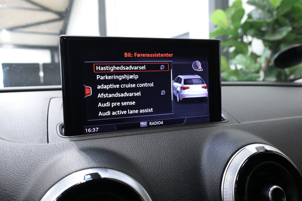 Audi A3 35 TFSi Sport Limited Sportback S-tr. 5d