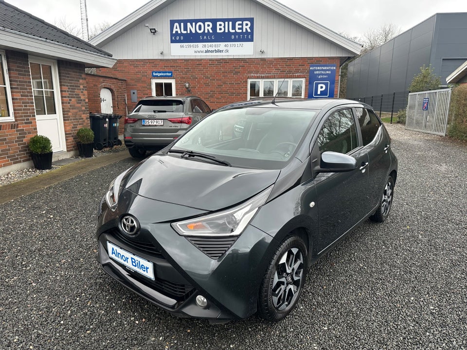 Toyota Aygo 1,0 VVT-i x-press 5d