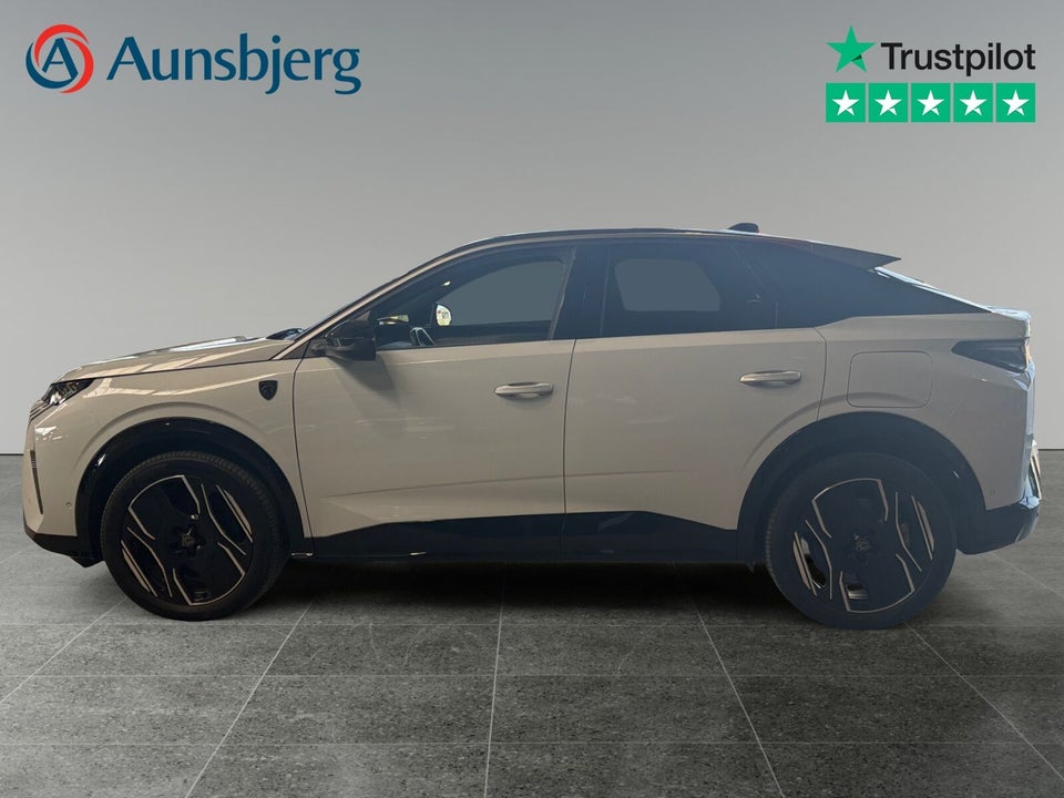 Peugeot e-3008 77 GT Pack 5d