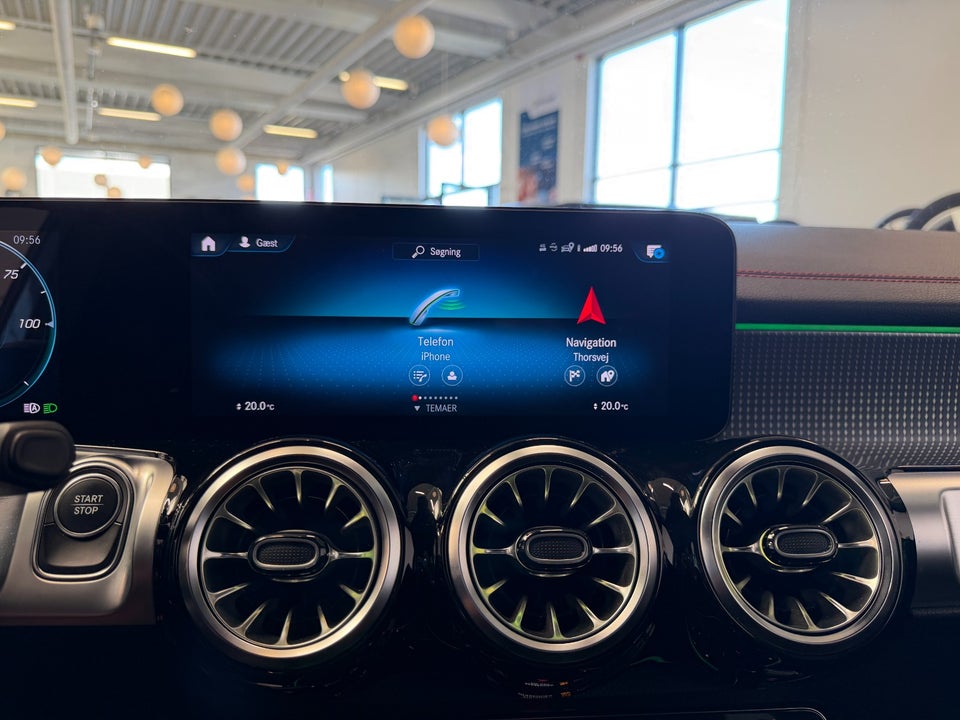 Mercedes EQB300 AMG Line 4Matic 7prs 5d