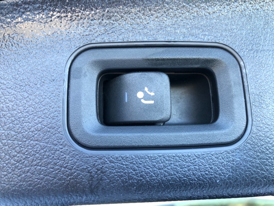 Mercedes GLA250 e 1,3 Progressive aut. 5d