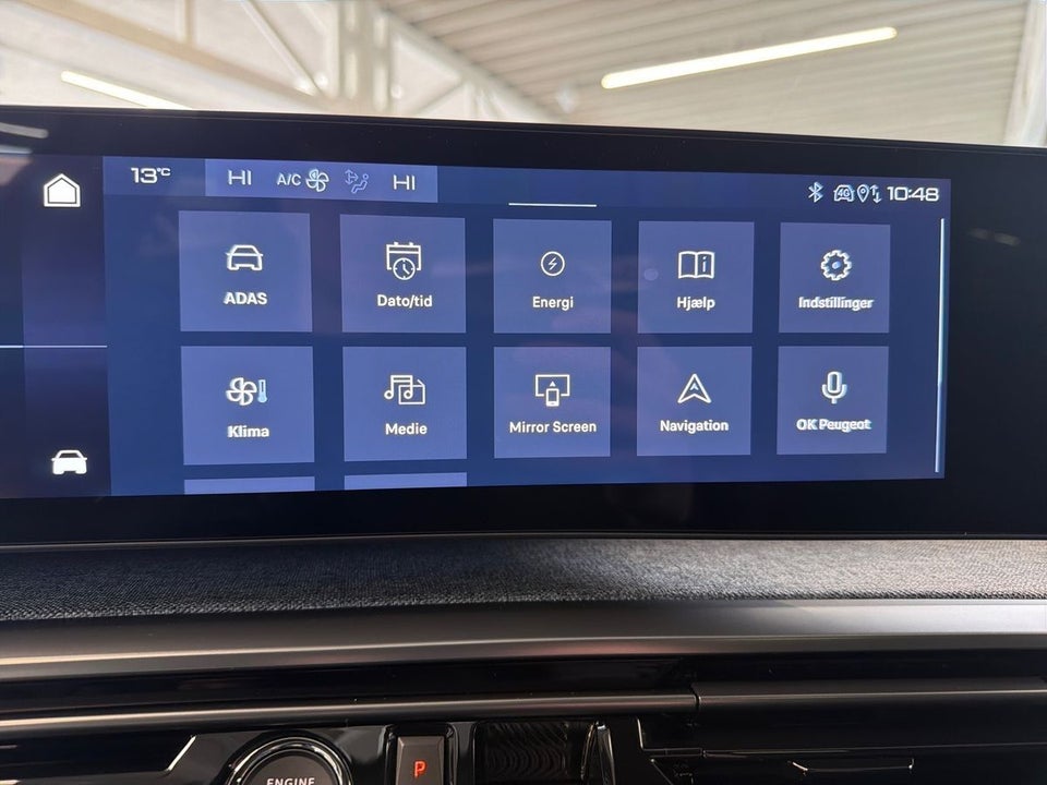 Peugeot e-3008 77 GT Pack 5d