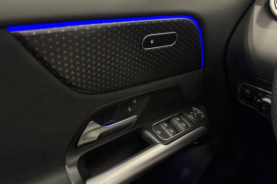 Mercedes EQA300 AMG Line 4Matic 5d