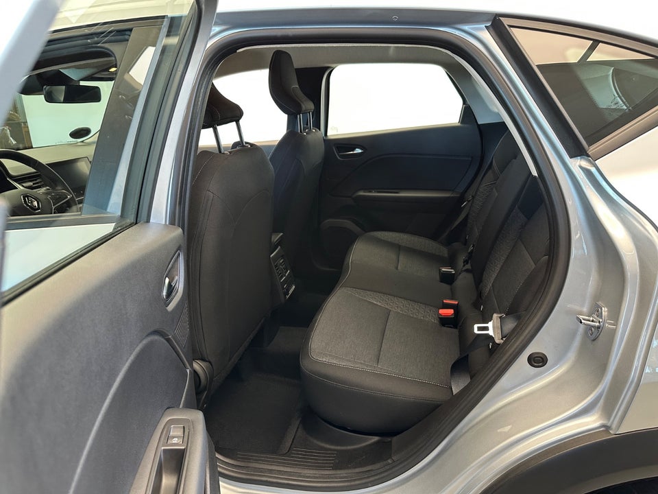Renault Captur 1,6 E-Tech Zen 5d