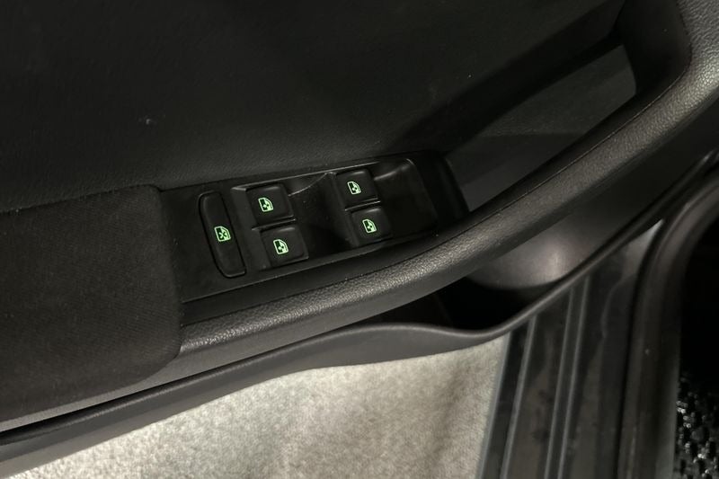 Skoda Fabia 1,0 TSi 110 Ambition Combi DSG 5d