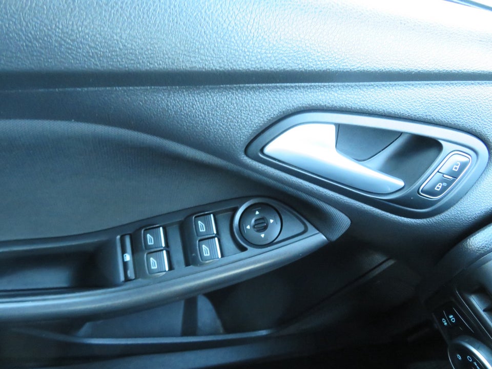 Ford Focus 1,0 SCTi 125 Business stc. 5d