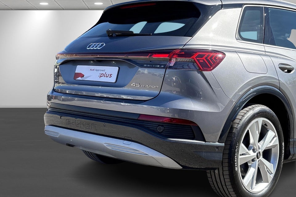 Audi Q4 e-tron 45 Progress 5d