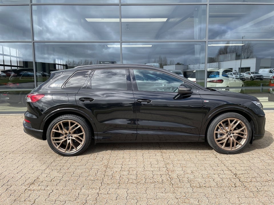 Audi Q4 e-tron 45 edition S-line 5d