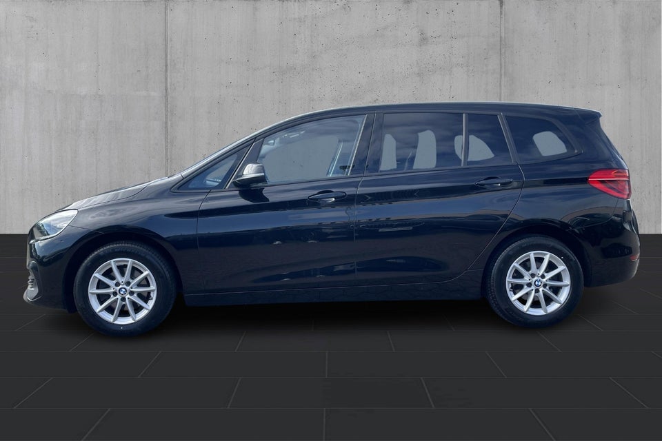 BMW 216i 1,5 Gran Tourer Connected 7prs 5d