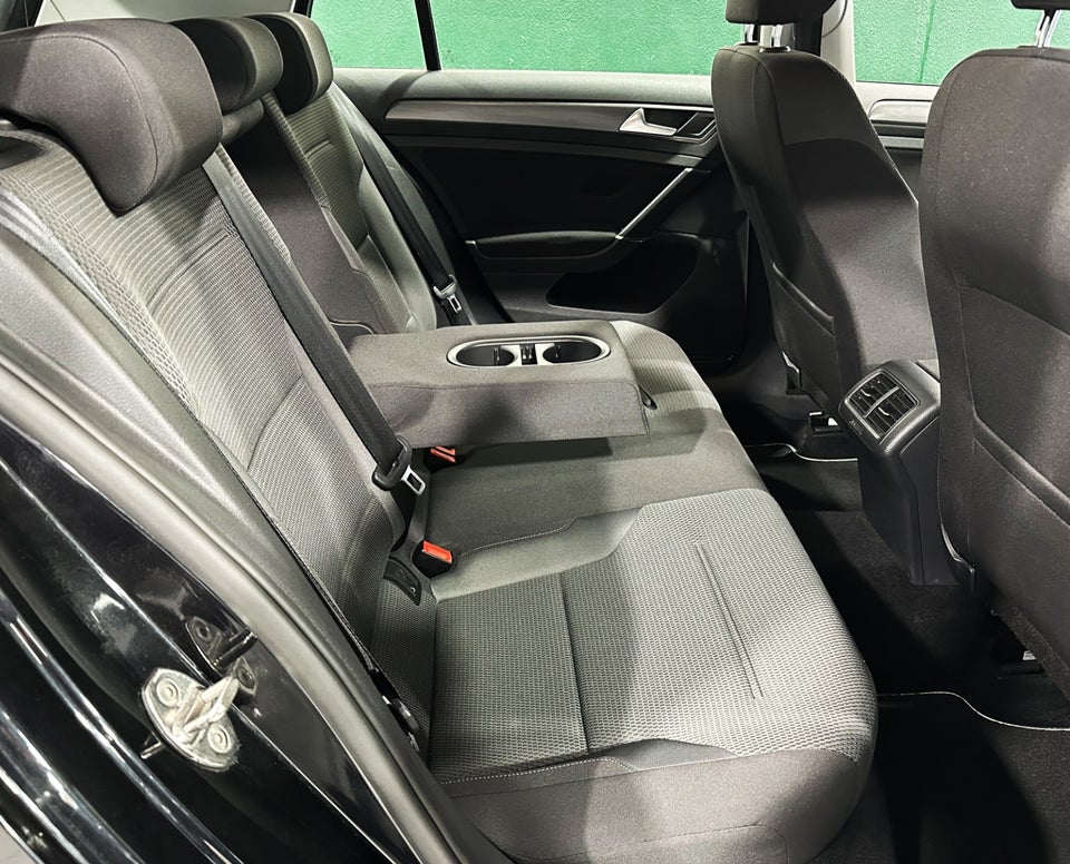 VW Golf VII 1,5 TSi 130 Comfortline DSG 5d