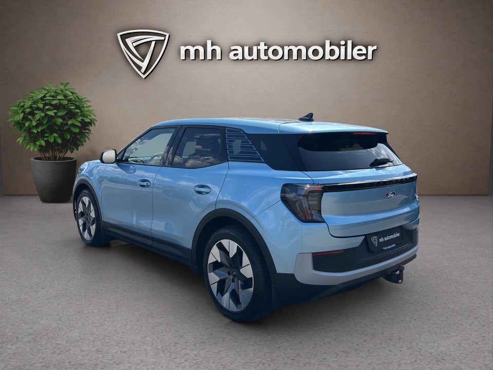 Ford Explorer 77 Premium Extended Range 5d