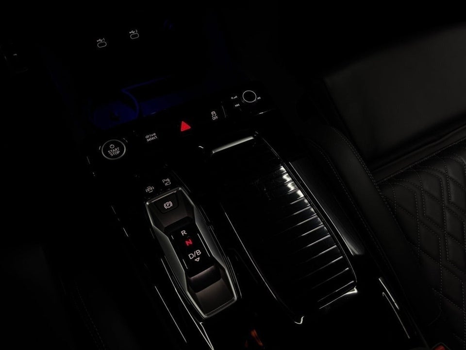 Audi Q6 e-tron Edition One S-line quattro 5d