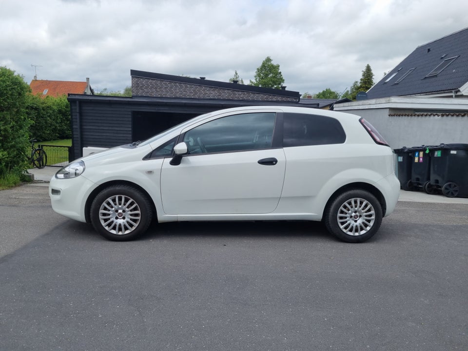 Fiat Punto 1,3 MJT 85 Van 3d