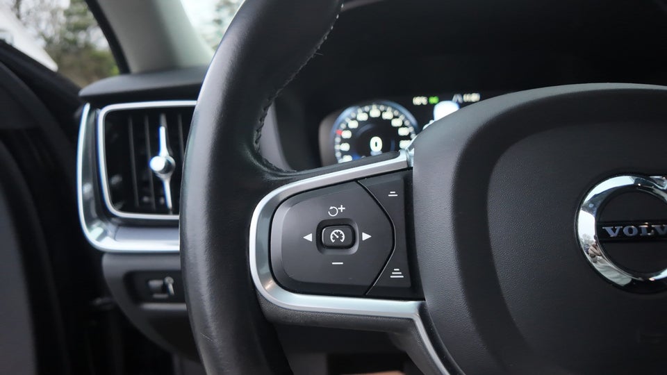 Volvo V60 2,0 D4 190 Momentum aut. 5d