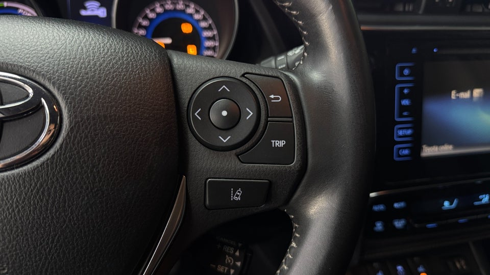 Toyota Auris 1,8 Hybrid H2 Comfort Touring Sports CVT 5d