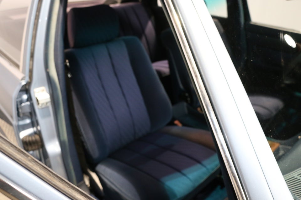 Mercedes 300 SE 3,0 aut. 4d