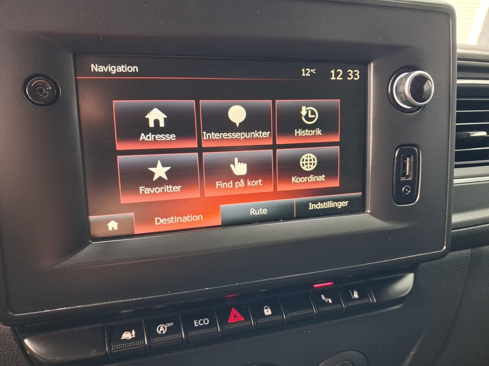 Nissan NV400 2,3 dCi 150 L2H2 Kassevogn