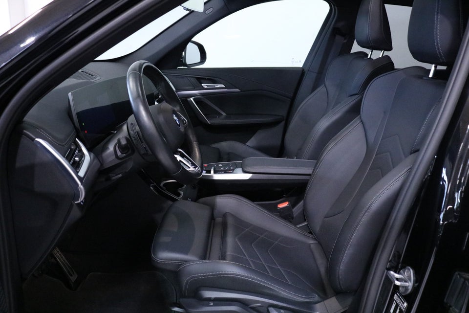 BMW iX1 eDrive20 M-Sport 5d