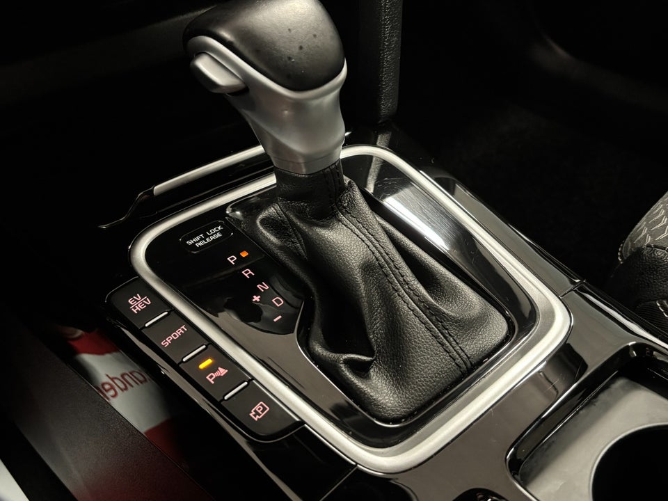 Kia Ceed 1,6 PHEV Upgrade Premium SW DCT 5d