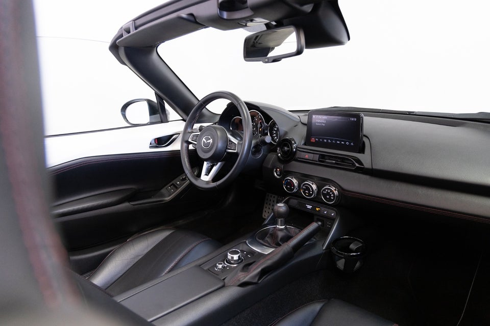 Mazda MX-5 2,0 SkyActiv-G 160 Roadster 2d