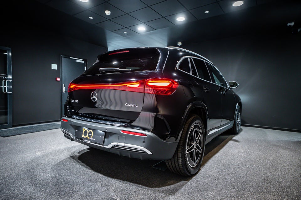 Mercedes EQA350 AMG Advance 4Matic 5d
