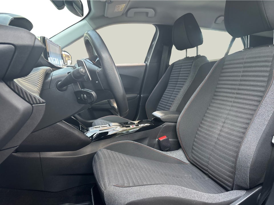 Peugeot 2008 1,2 PureTech 130 Active Pack EAT8 5d