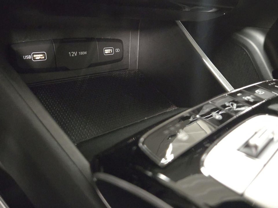 Hyundai Tucson 1,6 PHEV Essential aut. 4WD Van 5d