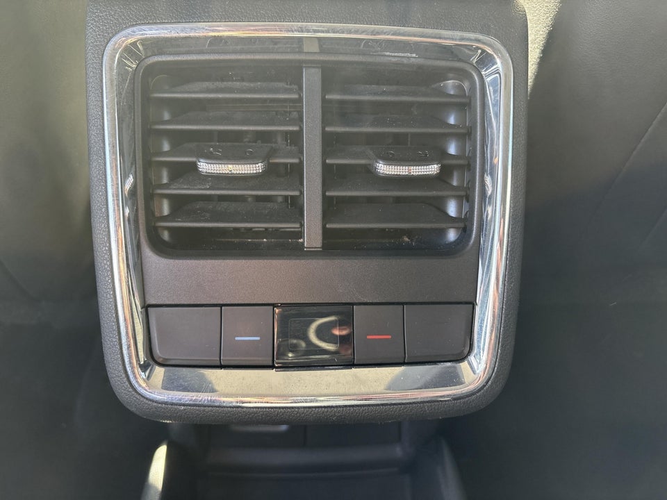 Skoda Enyaq 80 iV Plus 5d