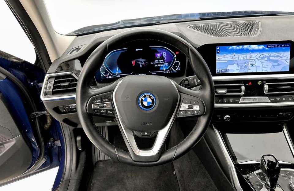 BMW 330e 2,0 Touring Sport Line aut. 5d