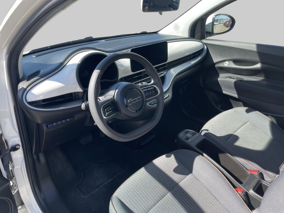 Fiat 500e 42 Icon 3d