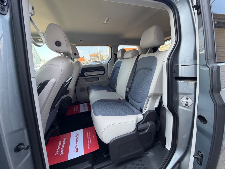 VW ID.Buzz 77 Pro SWB 5d