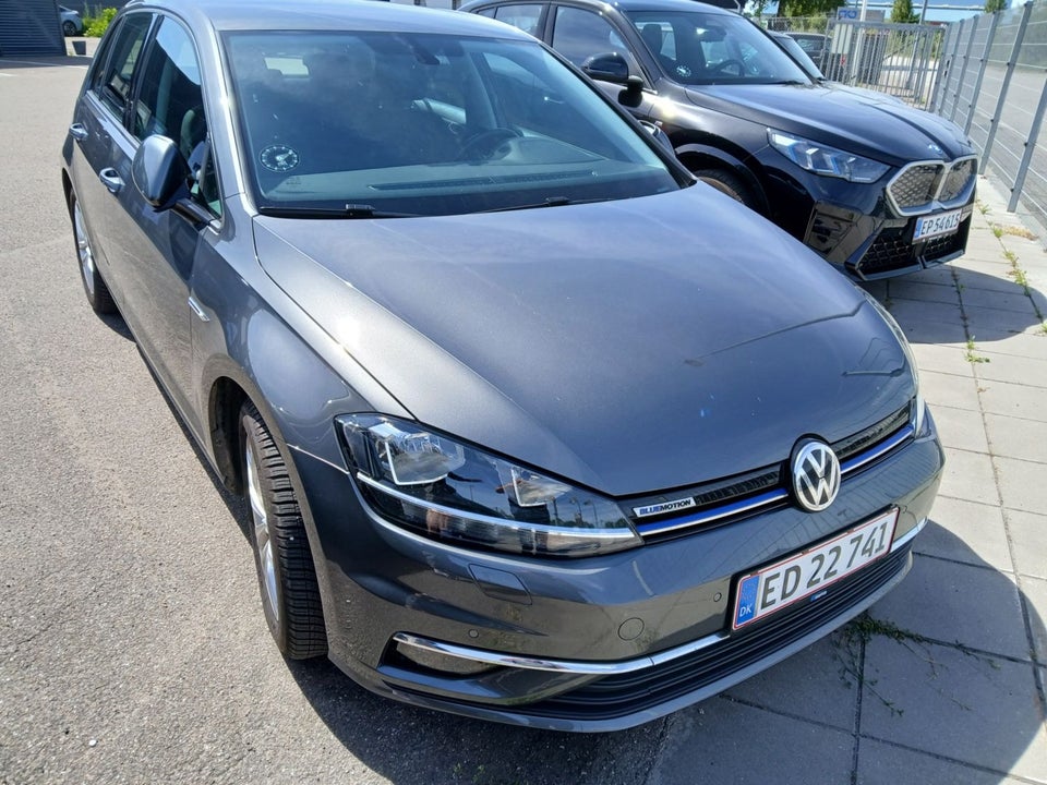 VW Golf VII 1,5 TSi 130 Comfortline DSG 5d
