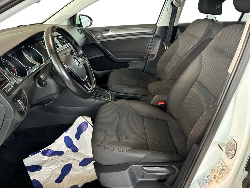 VW Golf VII 1,4 TSi 125 Comfortline Variant DSG 5d