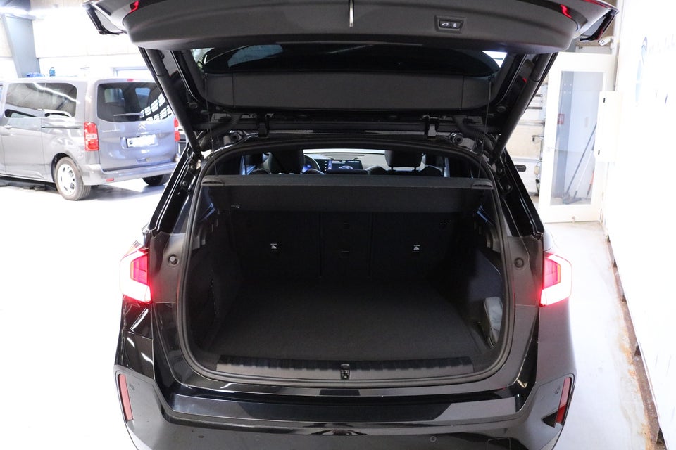 BMW iX1 eDrive20 M-Sport 5d