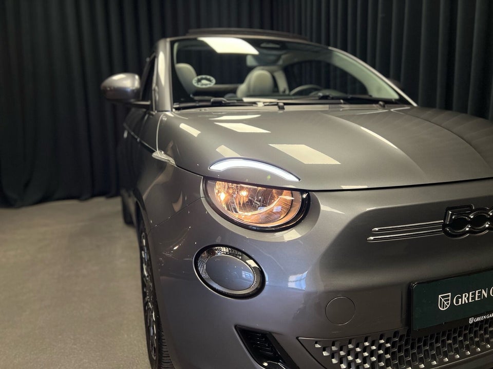 Fiat 500e 42 Icon Pack Cabrio 2d