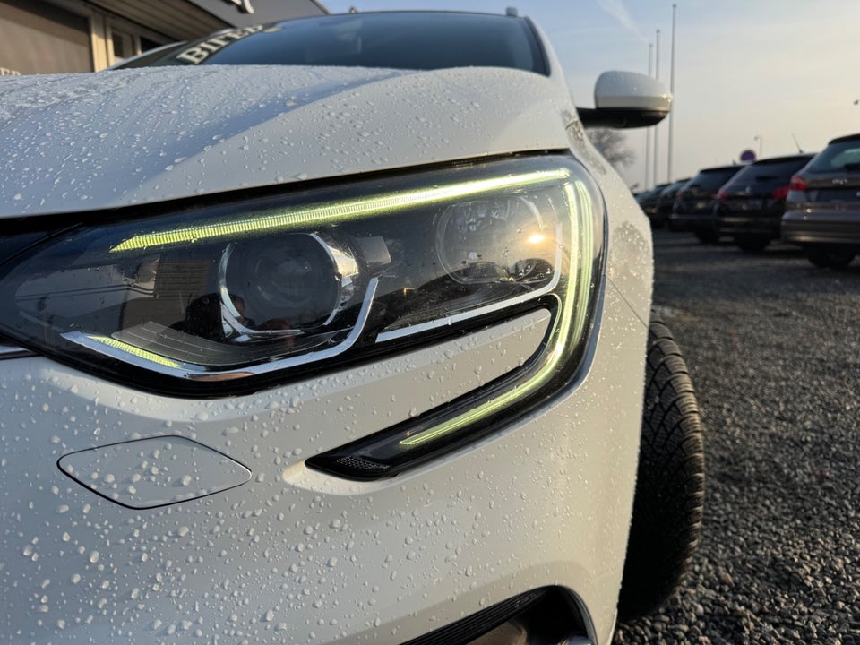 Renault Megane IV 1,5 dCi 110 Zen Sport Tourer 5d