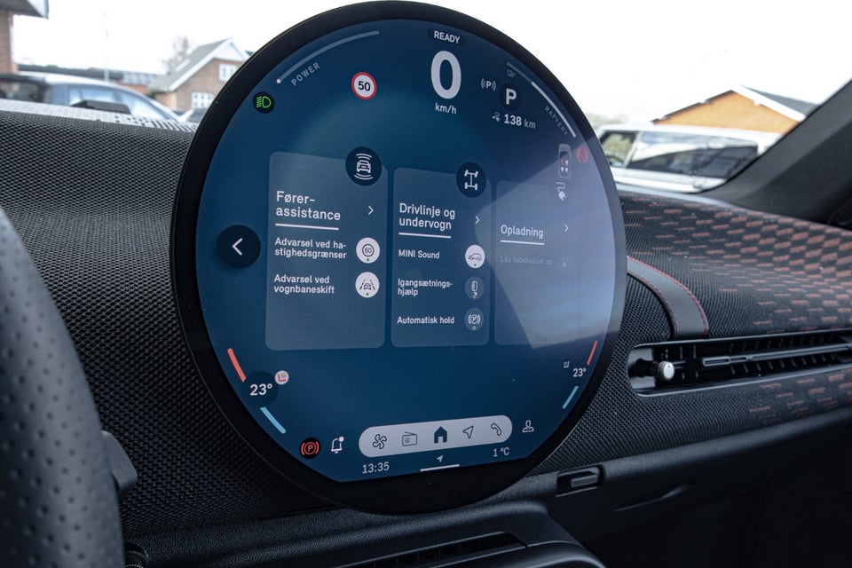 MINI Cooper E JCW Trim XL 3d