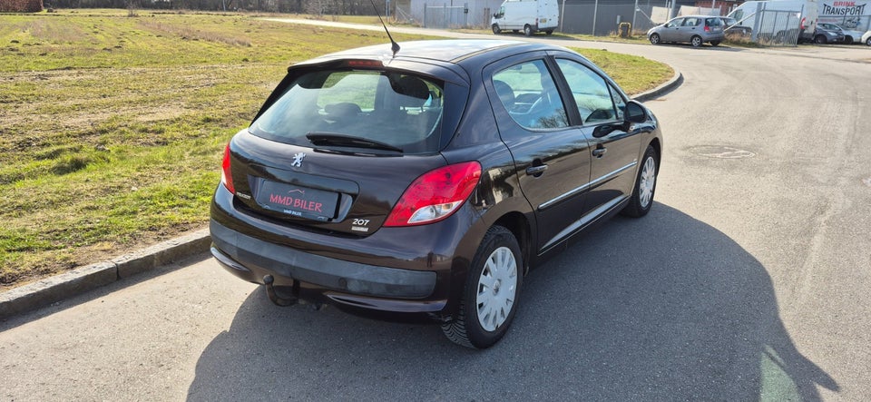 Peugeot 207 1,6 HDi 92 Active 5d