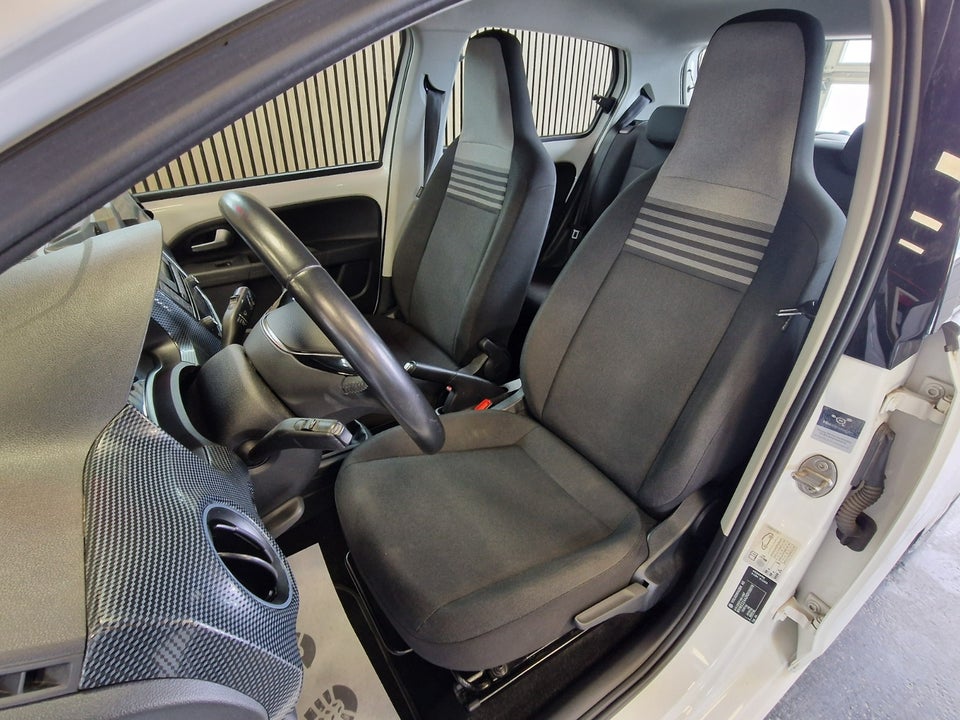VW Up! 1,0 MPi 60 Move Up! BMT 5d