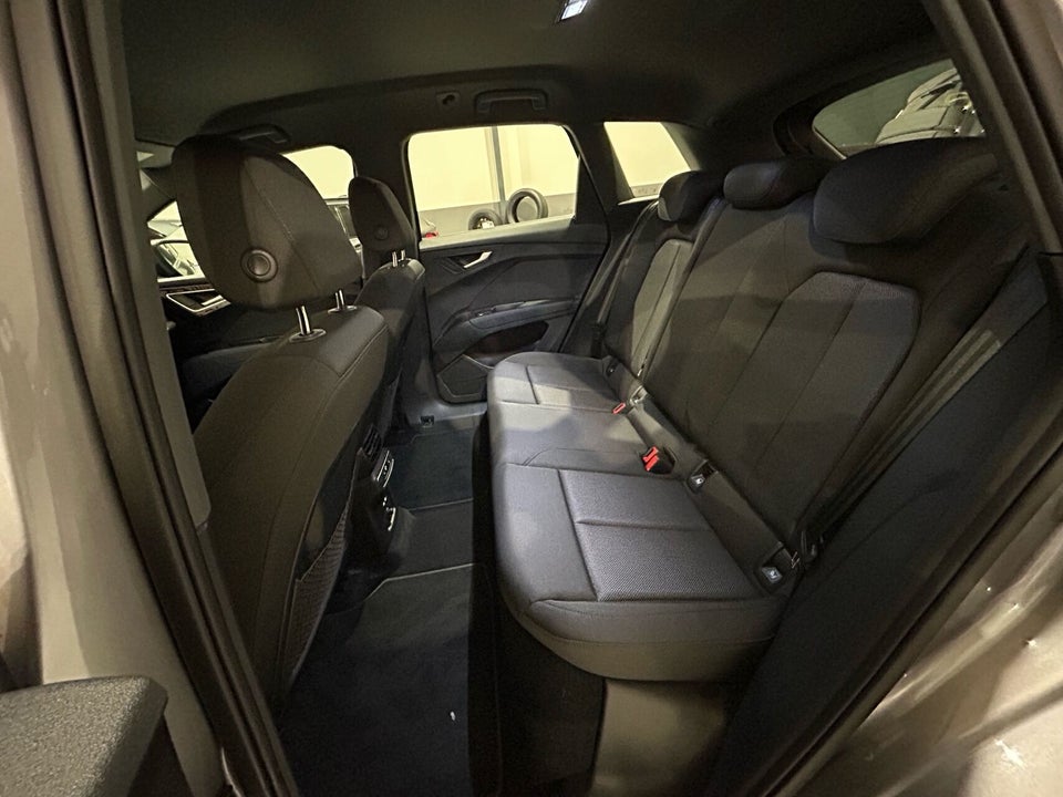 Audi Q4 e-tron 40  5d