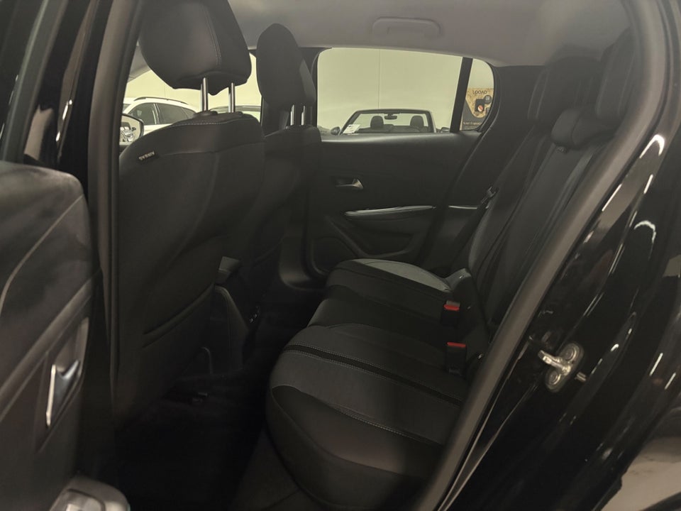 Peugeot e-208 50 Allure 5d