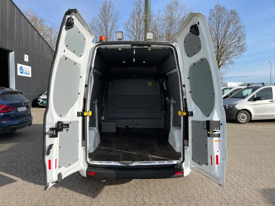 Ford Transit Custom 320L 2,0 TDCi 130 Trend