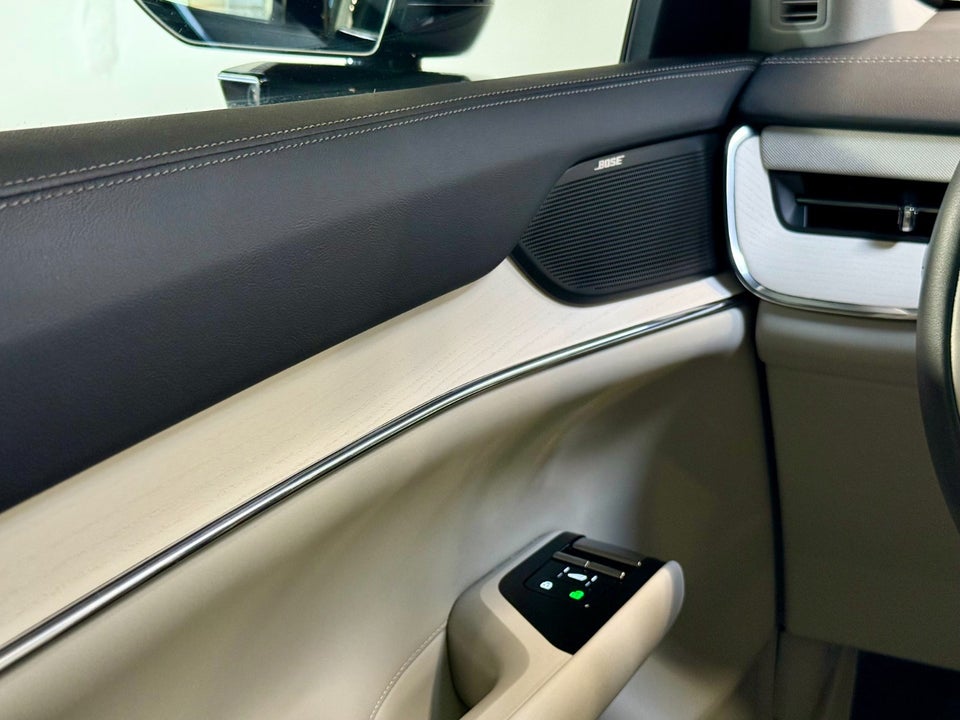 Volvo EX90 Plus 7prs 5d
