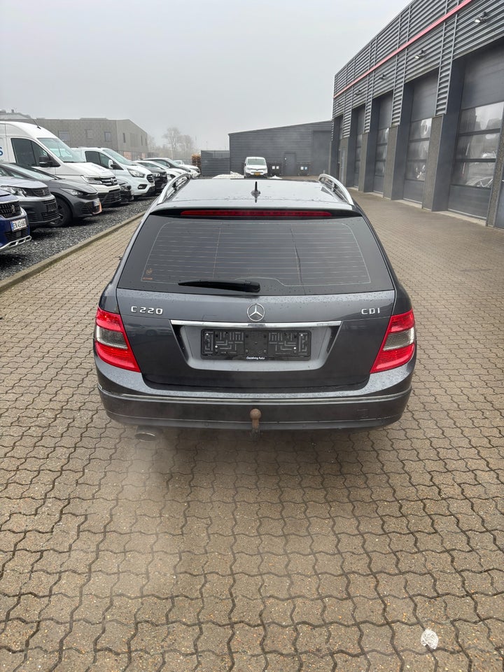Mercedes C220 2,2 CDi stc. aut. BE Van 5d
